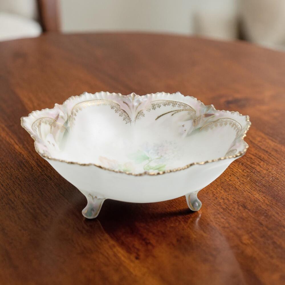 RS Prussia Three Footed Bowl / Candy Dish ***Rare Find***